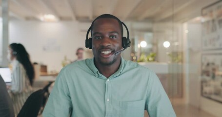 Aufkleber - Call center face, video call and black man, business advisor or consultant talking on webinar conversation. Online conference, portrait and African male agent speaking, advice and explain telecom