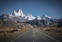 Chaltén Road With Fitzroy In Background