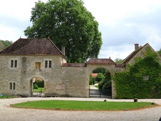 Canvas Print - abbaye de montbard