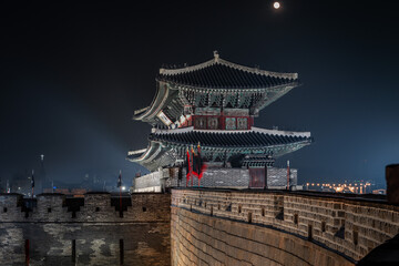 Wall Mural - Hwaseong fortress at night, suwon, Korea