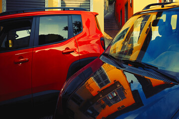 Poster - Picturesque colorful background, street view with yellow walls and reflections in the cars, Bellagio, Province of Como, Lombardy, Italy