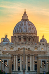 Canvas Print - St. Peter's basilica at sunset in Rome, Italy