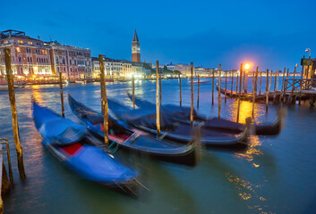 Canvas Print - Venice, Italy. Architecture and landmarks of Venice. Venice postcard with Venice gondolas.