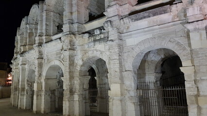 Wall Mural - Arènes d'Arles la nuit