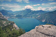 Panorama Aussicht vom Punta Larici auf das Nordufer vom Gardasee (Lago di Garda) in Richtung Riva, Monte Brione, Torbole und Arco