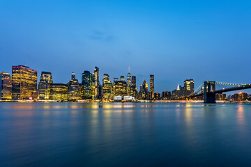 Poster - Famous view of Manhattan at blue hour, New York