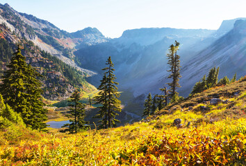 Sticker - Autumn mountains