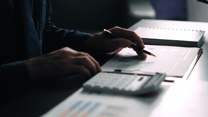 Aufkleber - Financial Businessman analyze the graph of the company's performance to create profits and growth, Market research reports and income statistics, Financial and Accounting concept.