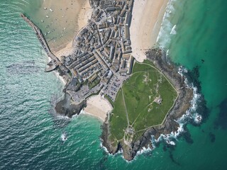 Sticker - Aerial view of the scenic St Ives Harbor on a sunny day in North Cornwall, England