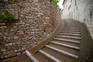 Canvas Print - Pedestrian Street in Assisi - Italy