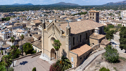 Sticker - Aerial view of the parish church of the Transfiguration of the Lord in the town of Artà on Majorca in the Balearic Islands, Spain