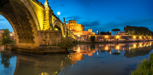 Canvas Print - Castel Sant Angelo panorama at blue hour in Rome, Italy