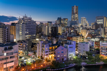  横浜ダウンタウンの夜景　night view of yokohama landscape