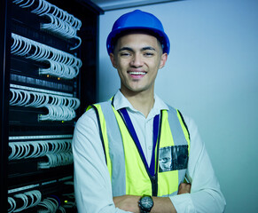Aufkleber - Engineering, portrait and man with smile in server room for network maintenance, software upgrade and programming cables. IT technician, electrician or arms crossed in data center for database backup