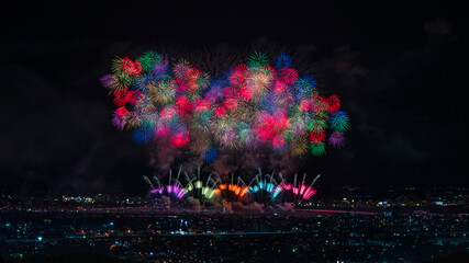 Wall Mural - Beautiful fireworks at Nagaoka Fireworks Festival.