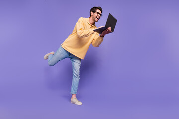 Aufkleber - Full length body photo of crazy hardworking young man it specialist profession browsing laptop hp brand isolated on purple color background