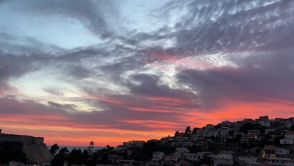 Canvas Print - sunset over the city