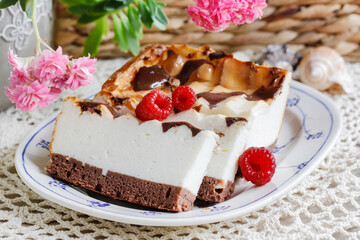 Canvas Print - Traditional cheesecake on the table.