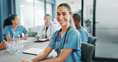 Poster - Woman, face or nurse in hospital meeting for medical planning, life insurance medicine or treatment training. Smile, happy or healthcare worker portrait in teamwork, collaboration or clinic diversity