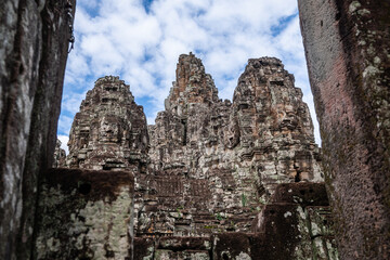 Wall Mural - views of bayon temple in agkor wat complex, cambodia