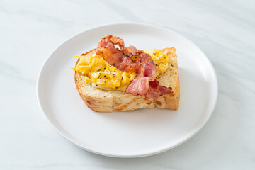 Wall Mural - bread toast with scramble egg and bacon