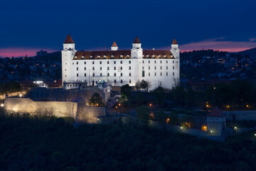 Wall Mural - Medieval castle on a hill in Bratislava in night, Slovakia