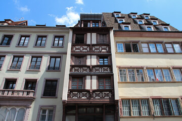 Wall Mural - old houses or flat buildings in strasbourg in alsace (france)