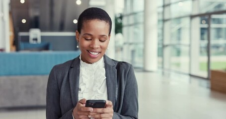 Aufkleber - Smile, typing and a black woman at work with a phone for communication, email or a chat. Happy, corporate and an African employee reading a contact, conversation or a notification on a mobile