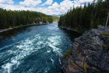 Canvas Print - Scenic view of a river in Yellowstone National Park, Wyoming.