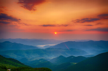 Wall Mural - Amazing mountain sunrise