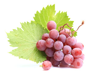 Poster - Bunch of red grapes isolated on white