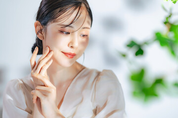 Poster - 女性ポートレート　美容　スキンケア　コスメ