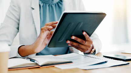 Canvas Print - Black woman, tablet and smile for social media, browsing or business research at the office desk. Happy African female working on touchscreen scrolling and smiling for networking or digital marketing