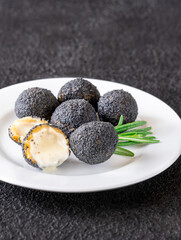 Poster - Black truffle mozzarella balls