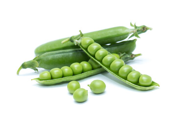 Wall Mural - green peas vegetable bean isolated on white