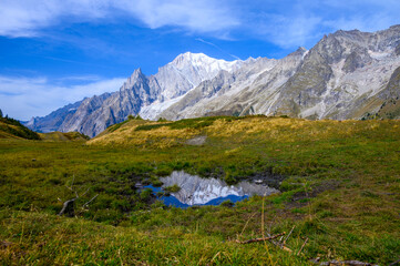 Sticker - Le Mont-Blanc depuis courmayeur