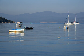 Poster - Boote an der Küste von Izmir, Türkei