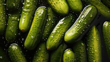 Crunchy Green Pickles With Waterdrops