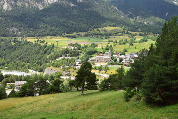 Wall Mural - Sollières l'Endroit vu depuis le sentier des Balmes