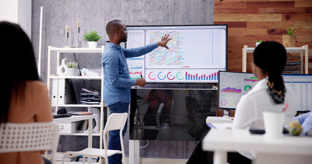 Poster - Corporate Training Presentation In Classroom