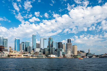 Wall Mural - Seattle Skyline from the Water 4