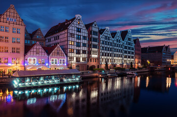 Wall Mural - Canal in Gdansk at night