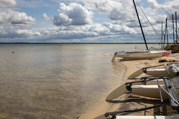 Canvas Print - Maubuisson lake Carcans access boat sand beach in Aquitaine France