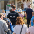 Polizeipräsenz als Sicherheitsmaßnahme auf einem jährlich stattfindenden Volksfest in Havelberg in Deutschland