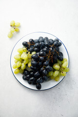 Poster - Assorted ripe grapes on a plate