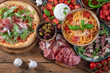 cibo e gastronomia Italiana pizza pasta sullo sfondo