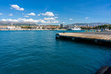 Fototapeta Fototapety pomosty - Miasto portowe w Chorwacji, Split nad morzem Adriatyckim w lecie.