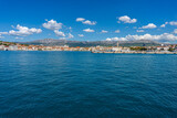 Fototapeta Fototapety pomosty - Miasto portowe w Chorwacji, Split nad morzem Adriatyckim w lecie.