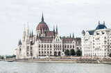Fototapeta Lawenda - View of Hungarian Parliament from Danube River, Budapest, Hungary