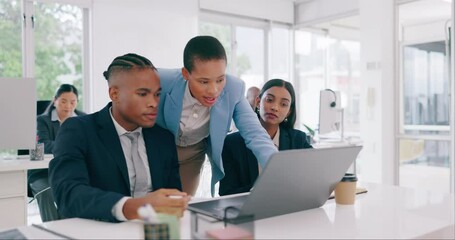 Aufkleber - Business people, team manager and laptop for finance advice, sales analysis or accounting solution in office. Professional boss and internship employees on computer, online audit review and feedback